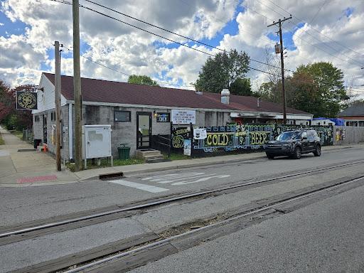 The Cloverleaf bar & grill